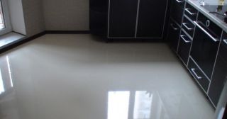 Наливной пол на кухне Новодвинск, цена от 882 руб.